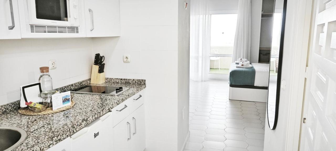 Estreno Benalbeach Vistas Al Mar Estudio Deluxe Benalmádena Exterior foto